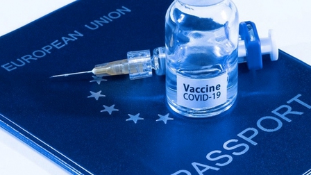 Người có 'hộ chiếu vắc xin' về Việt Nam có phải cách ly 14 ngày?
