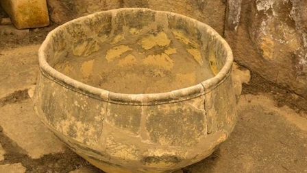 Đào măng sau vườn, phát hiện báu vật cách đây 2.500 năm