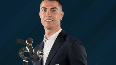 Ronaldo được vinh danh 2 năm liên tiếp ở Serie A