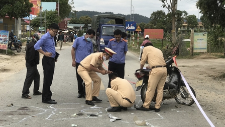 Điện Biên: Xe máy đối đầu trên Quốc lộ 12, 3 người thương vong 
