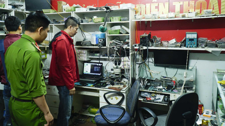 Điện Biên: Bắt đối tượng đột nhập cửa hàng trộm nhiều điện thoại di động