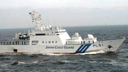 Nhật Bản điều tàu ngăn chặn hải cảnh Trung Quốc áp sát tàu cá