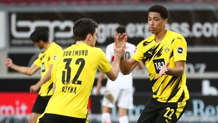 Stuttgart 2-3 Dortmund: Người hùng lạ mặt Knauff