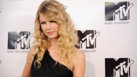 Album mới của Taylor Swift thống trị bảng xếp hạng Spotify