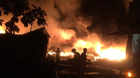 Tiền Giang: Cháy bãi phế liệu 'khủng' gây náo loạn khu dân cư