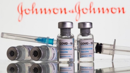 CDC Mỹ tiếp tục tạm dừng sử dụng vaccine Johnson & Johnson