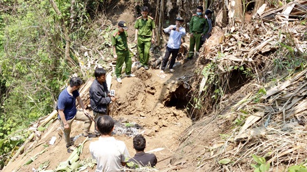 Lai Châu: Bắn nhầm người trong lúc đi săn rồi giấu xác nạn nhân vào hang nhím