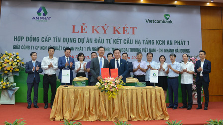 Vietcombank Hải Dương ký kết hợp đồng cấp tín dụng 1.200 tỷ đồng với Công ty CP KCN kỹ thuật cao An Phát 1