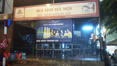 Hà Nội: Nhiều nhà hàng bia, quán bia đồng loạt 'tắt đèn', chợ cóc, chợ tạm vẫn còn hoạt động 