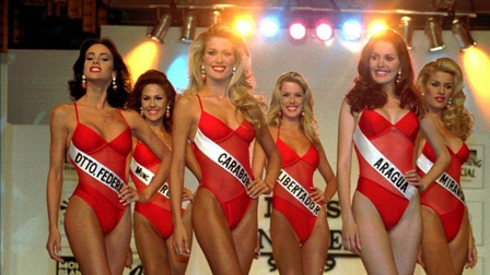 Những điều lần đầu xảy ra ở cuộc thi Hoa hậu Hoàn vũ