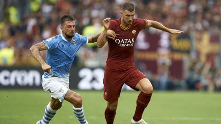 Roma 2-0 Lazio: Lazio hết cửa vào Top 4