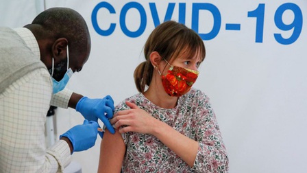 Khả năng miễn dịch SARS-CoV-2 'đáng kinh ngạc' sau khi tiêm vaccine Covid-19