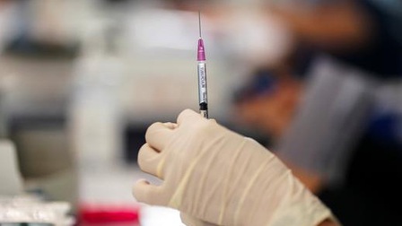 Người dân Thái nghi ngờ có sự can thiệp chính trị trong việc phân bổ vaccine