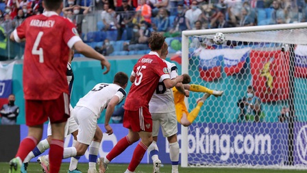 Nga 1-0 Phần Lan: Gấu Nga có 3 điểm quan trọng