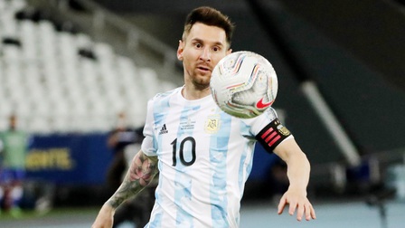 Argentina 1-0 Uruguay: Messi tiếp tục tỏa sáng, Argentina có 3 điểm đầu tiên