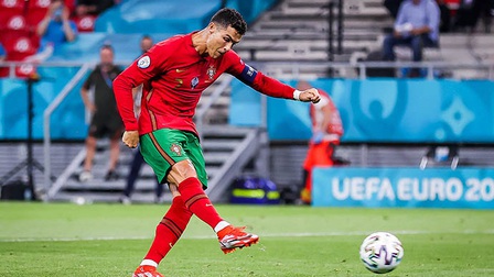 Bồ Đào Nha 2-2 Pháp: Ronaldo đưa Bồ Đào Nha vào vòng 1/8