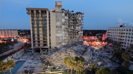 Thảm kịch sập chung cư Florida: Gần 100 người chưa tìm thấy