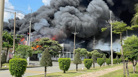 Cháy dữ dội tại công ty hóa chất trong KCN Long Bình, Đồng Nai