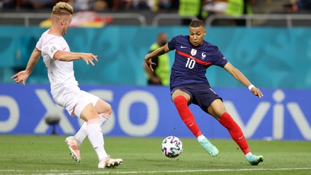Truyền thông Pháp chỉ trích trận thua của đội nhà