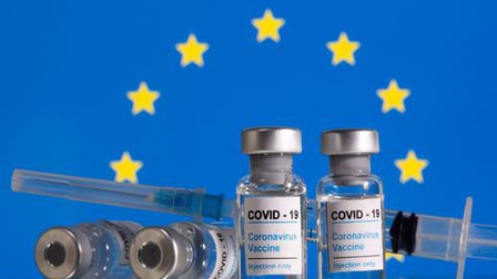EU tuyên bố đã đủ vaccine ngừa Covid-19 tiêm cho 70% số người trưởng thành