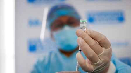 Giới chức Mỹ khẳng định người đã tiêm vaccine đủ liều không cần tiêm mũi nhắc lại