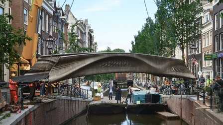 Cây cầu in 3D độc đáo khai trương tại Amsterdam