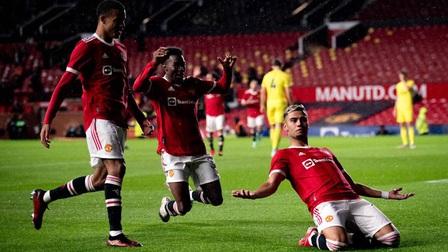Man United 2-2 Brentford: Pereira lập siêu phẩm, Quỷ đỏ không thắng trận giao hữu thứ 2 liên tiếp