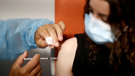 Covid-19: Đã tiêm vaccine vẫn có thể nhiễm và làm lây lan bệnh