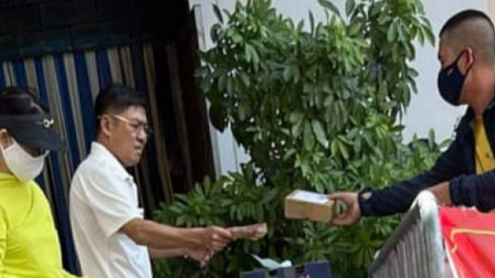 Bí thư Đảng uỷ phường ở Hà Nội bị phạt 2 triệu đồng vì không đeo khẩu trang