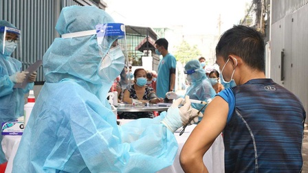 TP.HCM tiêm hơn 83.000 liều vaccine Sinopharm trong một ngày
