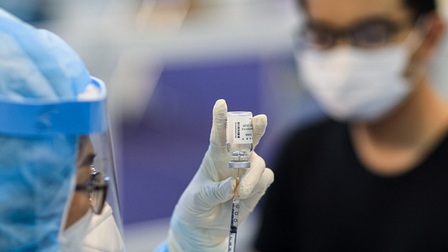 Việt Nam tiếp nhận thêm hơn 1 triệu liều vaccine AstraZeneca