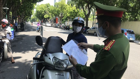 Hà Nội xử phạt hơn 800 trường hợp vi phạm phòng chống dịch