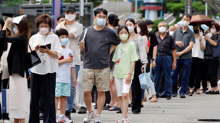 Hàn Quốc: Số ca mắc COVID-19 ở Seoul lập đỉnh mới