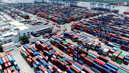 Hỏa tốc kiến nghị Thủ tướng giải pháp tháo gỡ khó khăn ùn tắc hàng hóa tại cảng Cát Lái