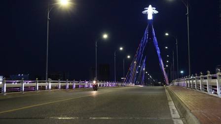 Thêm 77 ca mắc mới, Đà Nẵng đóng cầu Thuận Phước và cầu sông Hàn