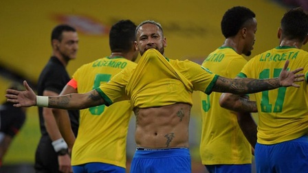 Neymar tỏa sáng, Brazil xây chắc ngôi đầu