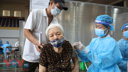 Hà Nội tiếp tục triển khai tiêm hơn 92.000 mũi vaccine Covid-19