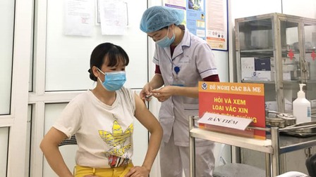 Hà Nội đã tiêm được hơn 5,7 triệu mũi vắc xin phòng Covid-19