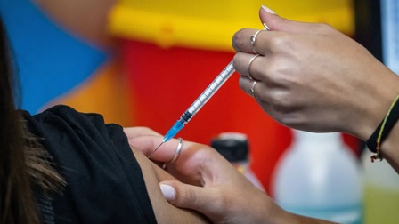 Liều vaccine Covid-19 thứ ba có kháng thể gấp 10 lần liều thứ hai