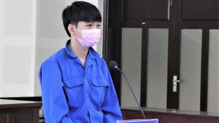 Đà Nẵng: Thanh niên lĩnh 14 năm tù về tội làm giả giấy tờ xe ô tô để lừa đảo