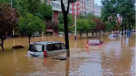 Trung Quốc: Gần 120 con sông có lũ trên mức báo động