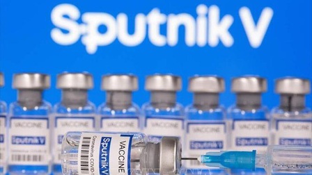 Việt Nam tiếp nhận 740.000 liều vaccine Spunik V