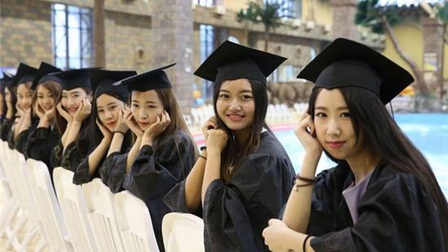 Trung Quốc đảm bảo việc làm cho sinh viên nữ sau khi tốt nghiệp đại học