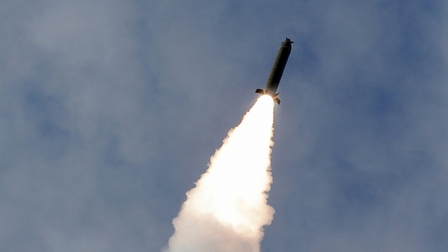 Hàn Quốc phóng 3 tên lửa đáp trả Triều Tiên phóng 10 tên lửa