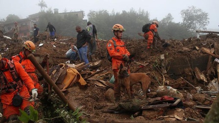 Khả năng không còn người sống sót trong các đống đổ nát do mưa lũ ở Brazil