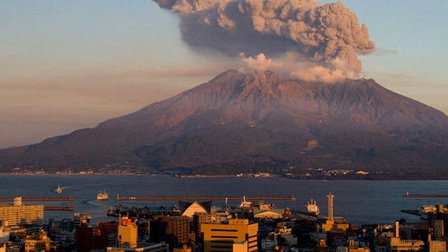 Nhật Bản hạn chế người dân tiếp cận núi lửa Aso