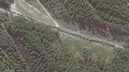 Đoàn xe dài 27km của Nga tiến về Kiev