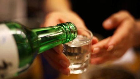 Mỹ: Số ca tử vong liên quan đến rượu, bia cao hơn số ca tử vong vì COVID-19