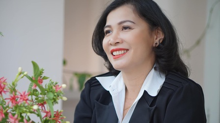 Công an TP.HCM làm việc với bà Hàn Ni liên quan tố cáo Nguyễn Phương Hằng