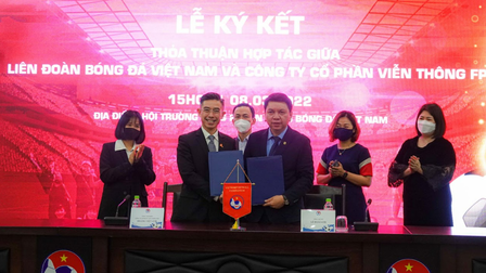 FPT Telecom và Liên đoàn Bóng đá Việt Nam ký kết hợp tác hỗ trợ việc làm cho các tuyển thủ nữ sau giải nghệ